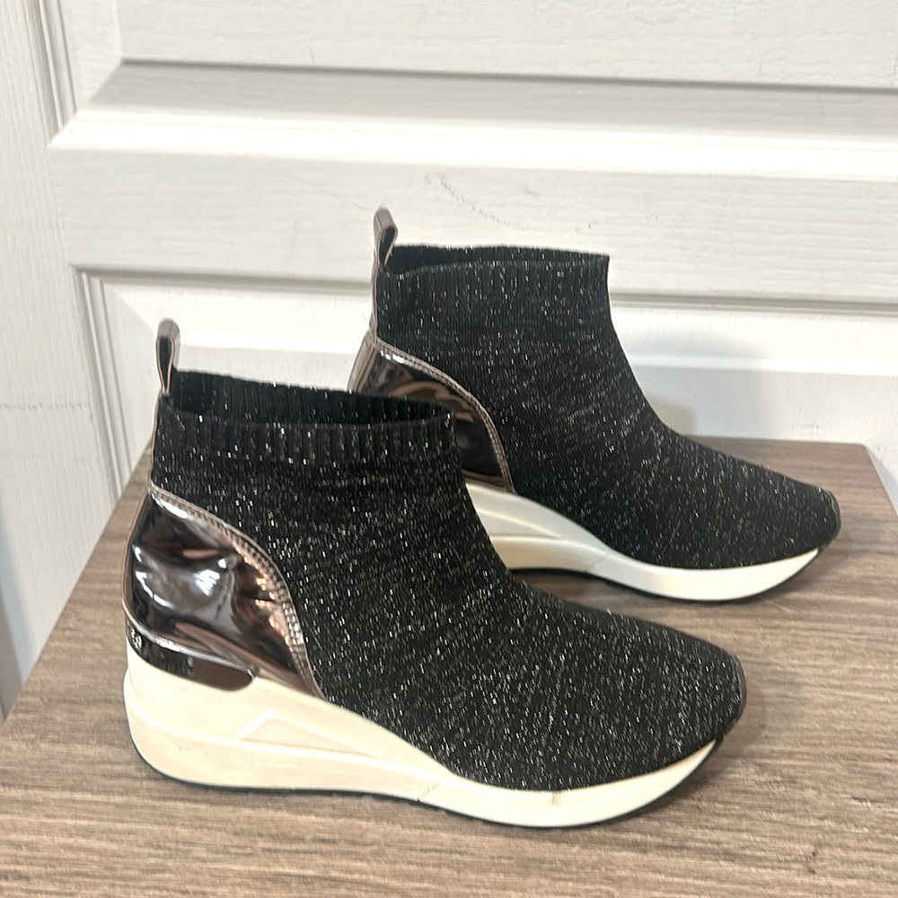 MICHAEL KORS NEOFLEX WEDGE SOCK SNEAKERS BLACK METALIC SIZE 5